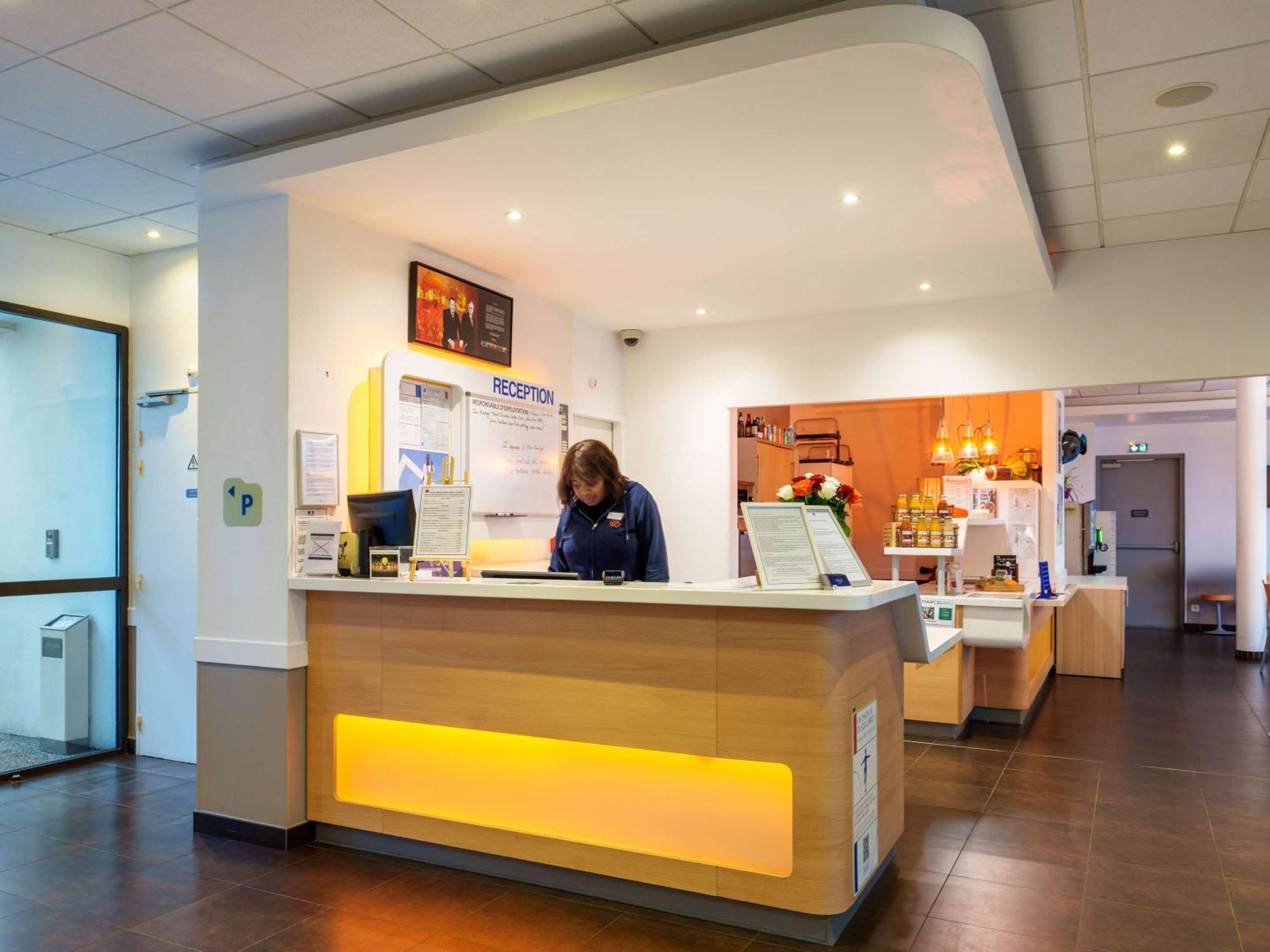 Ibis Budget Saint-Quentin Centre Gare Exteriér fotografie