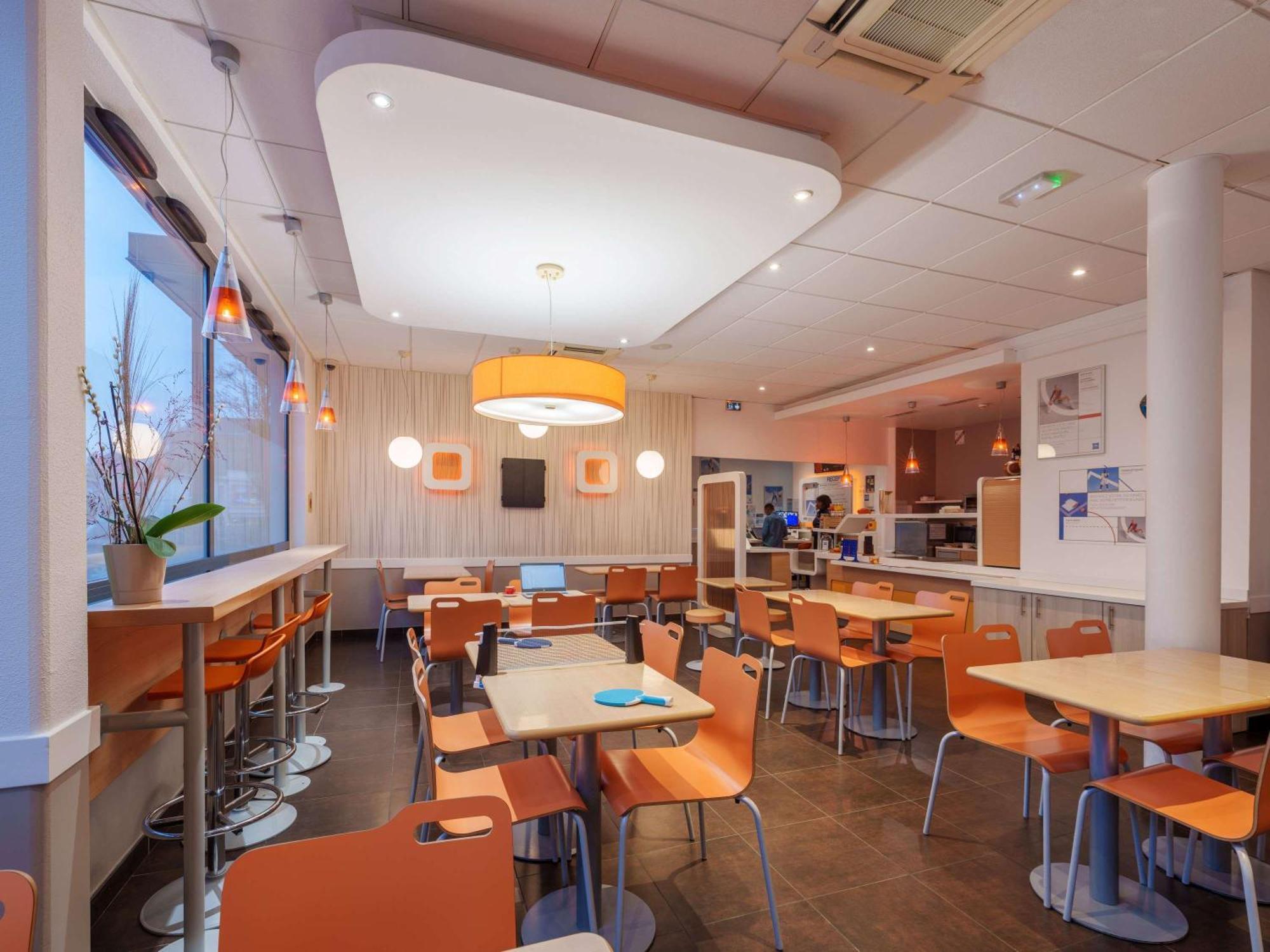 Ibis Budget Saint-Quentin Centre Gare Exteriér fotografie